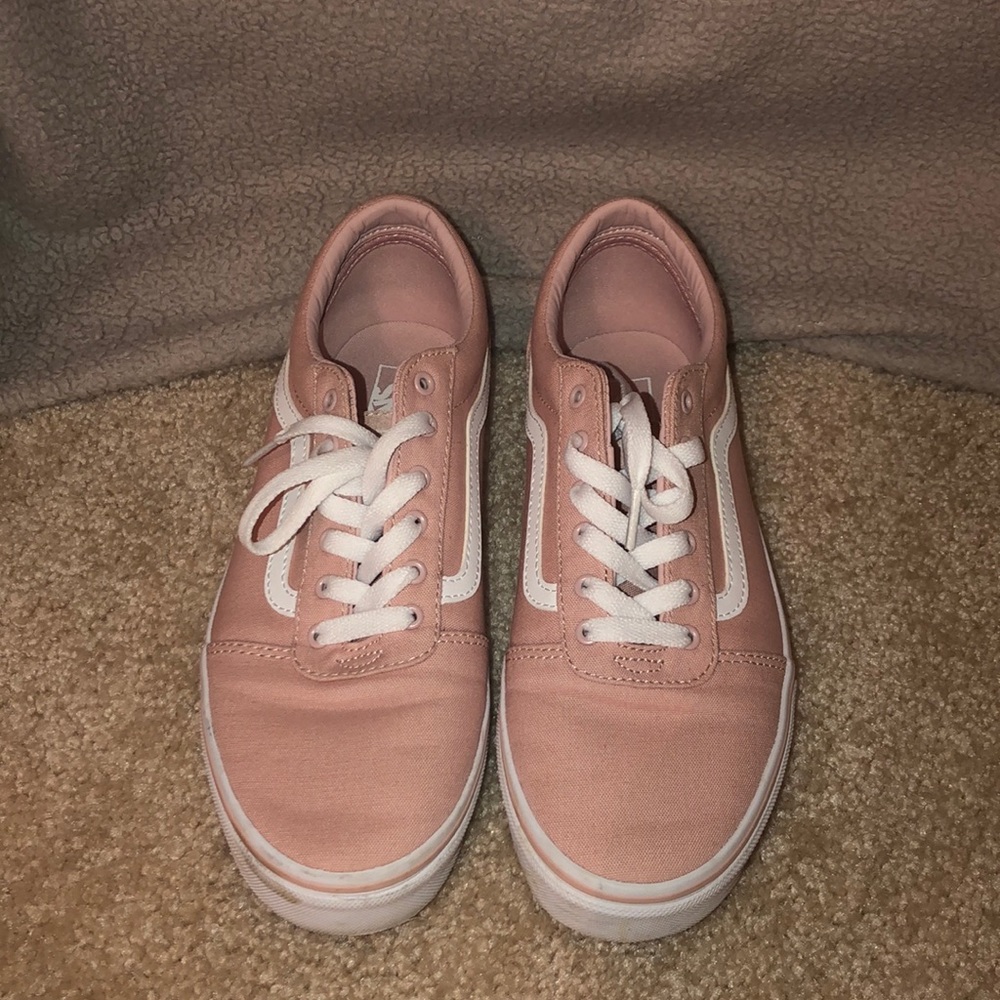 Light pink Vans